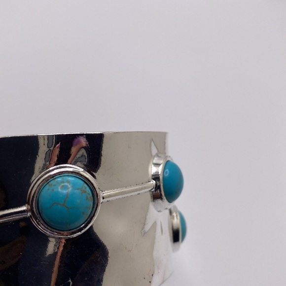 Turquoise Hammered Bangle Boho Festival Western Concho Silver Cuff Bracelet - Picture 5 of 11